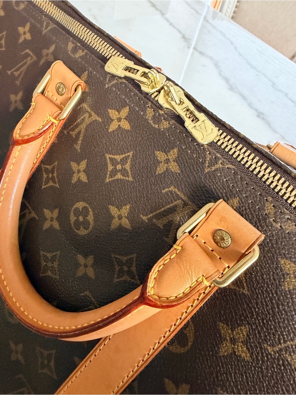 Gorgeous Louis Vuitton Keepall Bandouliere 50 Duffle Bag Luggage Carryon